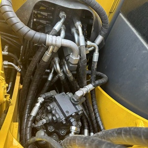 Excavadora Usada Komatsu de 7 Toneladas PC70 en Venta, Pintura Original, Buen Estado de Funcionamiento, Pocas Horas de Uso - Product Image 5