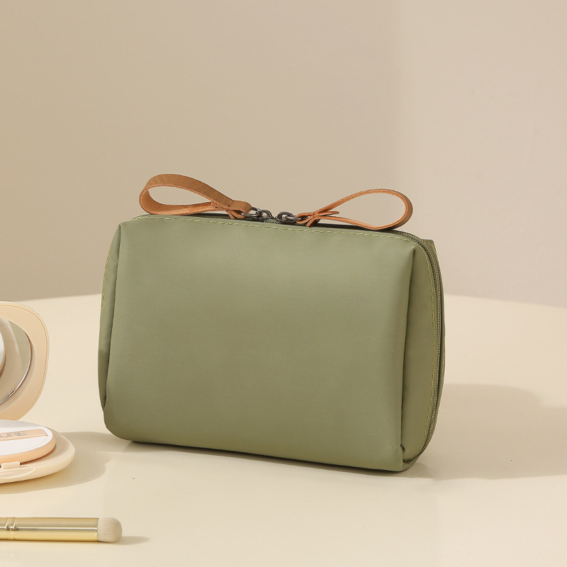 โกลเด้น