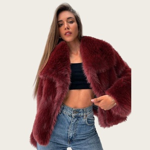 Manteau d'hiver court en fausse fourrure blanche pour femme avec col en fausse fourrure moelleuse, veste tendance - Product Image 2