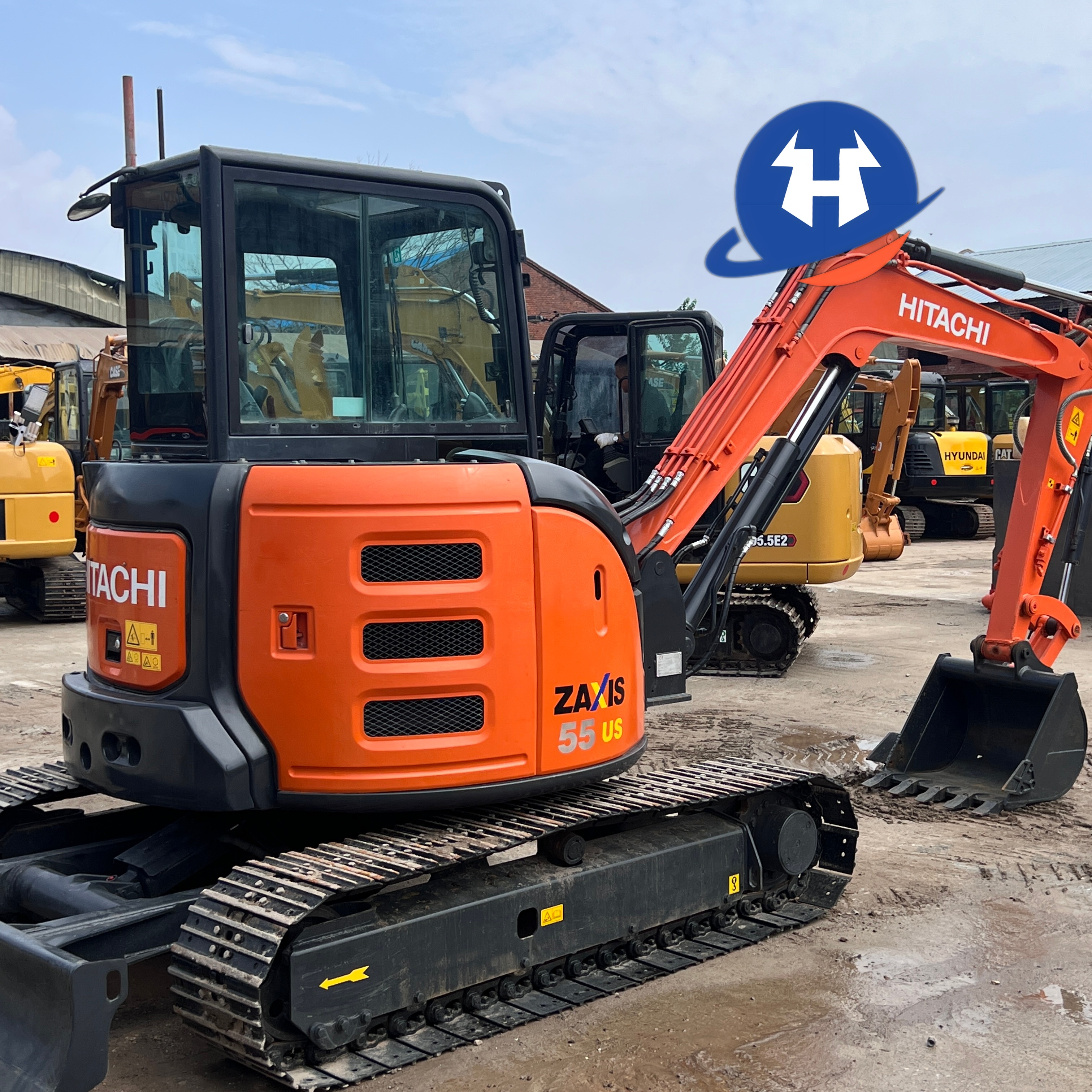 On Sale Hitachi Excavator 55 95% New Condition | Alibaba.com