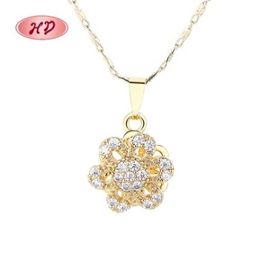 Collier Pendentif Fleur Rotatif en Laiton Plaqué Or 18K pour Femme, avec Zircons Cubiques Scintillants et Chaîne Maillons – Idéal Quotidien, Fêtes, Mariages, Tendance - Product Image 1