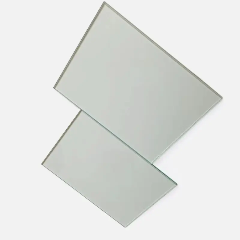 Tepi 4mm 5mm pola kawat ultra jernih kaca lengkung tempered cermin dengan tepi bulat dipoles untuk panel surya dinding gym 6mm louver