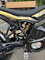 Vélo tout-terrain électrique Surron Ultra Bee haute performance pour adulte, 74V 60Ah, 115km d'autonomie, étanche, 24.5kW, 95km/h, pneus 19/18, éclairage LED - Offre Spéciale