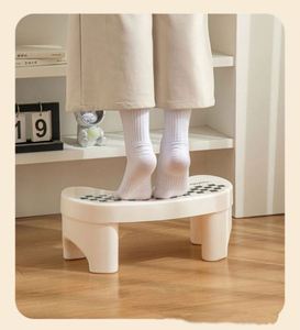 Taburete de Inodoro de Plástico Ecológico para Niños con Diseño de Pies Reforzados, Base Antideslizante, Juego de una Sola Pieza - Product Image 4