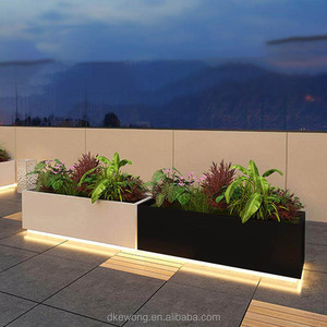 H033 Vase en acier inoxydable personnalisable avec éclairage LED, jardinière décorative pour l'aménagement paysager des toits d'hôtels - Product Image 3