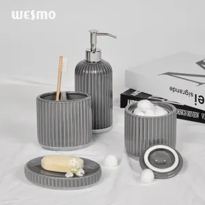 Set da bagno in ceramica per uso domestico in stile moderno europeo nobile ed elegante accessori da bagno di lusso per la casa degli hotel