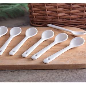 Ensemble de cuillères en céramique au design minimaliste pour le café, le thé, la préparation de boissons, vaisselle en stock - Product Image 3