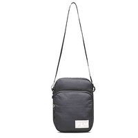 Gepersonaliseerde Custom Logo Groothandel Casual Mode Schoudertas Sport Waterdichte Stof Borst Sling Crossbody Mannen Crossbody Tas