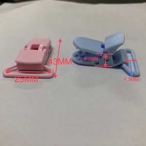 Clip de Plástico Anticaída para Niños con Diseño de Cocodrilo para Chupete, Pañuelo, Correa de Hombro, Clip Trasero para Sombrero - Accesorios Especiales para Bolsos - Product Image 3