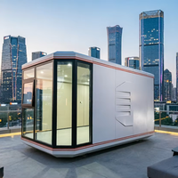 Maison capsule intelligente préfabriquée à assemblage rapide en structure acier, design moderne, 1 chambre, maison modulaire pour hôtel et usage extérieur