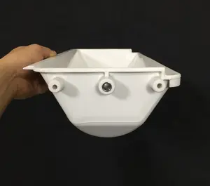 Nueva Tolva de Plástico Blanca HF de 4L para Cubos de Elevador y Elevadores Tipo Z - Product Image 4