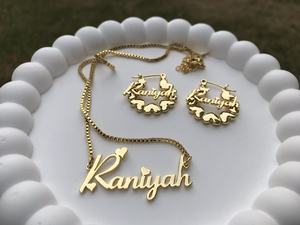 <span class=keywords><strong>Collana</strong></span> <span class=keywords><strong>con</strong></span> <span class=keywords><strong>Targhetta</strong></span> Personalizzata Placcata <span class=keywords><strong>Oro</strong></span> 18K <span class=keywords><strong>in</strong></span> Acciaio Inossidabile, Ciondolo Cartoon, Gioielli alla Moda Personalizzati, Vendita all'Ingrosso - Product Image 4