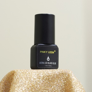 Pegamento para Pestañas Pinky Leem, Nueva Técnica de Curado en 1 Segundo, Pegamento Negro Lavable, Adhesivo para Pestañas, Pegamento Negro UV para Extensión de Pestañas - Product Image 3