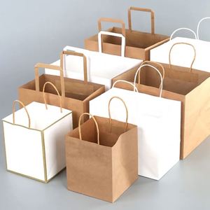 Bolsa de Papel Kraft Ecológica Reciclada Negra y Blanca de ZJPACK para Comida para Llevar con Asa - Product Image 6