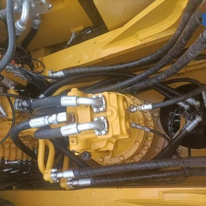 À VENDRE : Excavatrice sur chenilles PC450LC-7 d'occasion de 2018 avec garantie d'un an, moteur et pompe haute performance - Product Image 5
