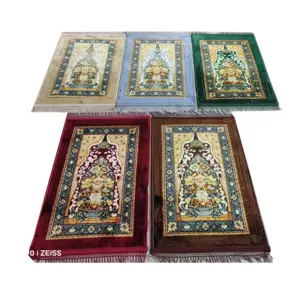 Factory supply Prayer Mat for 70*110 Prayer Rug With cotton anti slip backside Comfortable With Emboss Design For Muslim Prayer
