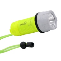 Linterna LED Sumergible a Prueba de Agua con 3 Pilas AA, Linterna de Mano Subacuática con Cordón para Buceo, Pesca y Actividades al Aire Libre
