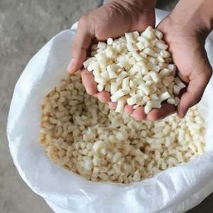 Nouilles de savon blanc de la meilleure qualité, production de nouilles à l'huile de palme, matière première cosmétique - Product Image 2