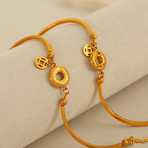 Pulsera de Cadena Minimalista Europea Americana, Color Dorado, Diseño Geométrico, Joyería Unisex para Uso Diario - Product Image 2