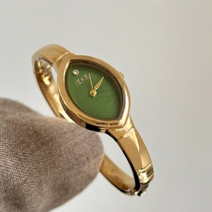 Reloj de Cuarzo Vintage con Brazalete de Hoja de Sauce, Exquisito, Elegante, Moderno y de Alta Gama, Estilo Tradicional Chino - Product Image 2