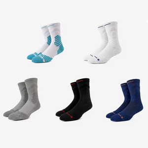 Chaussettes de basket-ball avec logo personnalisé, chaussettes de sport rembourrées, chaussettes de sport de haute qualité pour hommes et femmes, vente en gros - Product Image 2