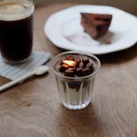 Bougie parfumée artisanale en cire de soja en forme de tasse à café, parfum, couleur et emballage personnalisés, non toxique, respectueuse de l'environnement, pour les fêtes et les cafés