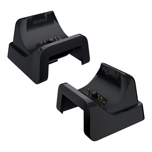 ชุดอุปกรณ์เสริมฐานวาง PS5 รุ่น Risedock สีดำ ดีไซน์ใหม่จาก EXtremeRate พร้อมแท่นชาร์จสำหรับ PS5 และชุดอุปกรณ์เสริม Rise Remap Kit จาก EXtremeRate - Product Image 2