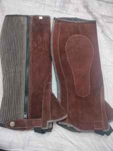 Premium Leather Horse <b>Riding</b> <b>Chaps</b> With Durable Stitching For Equestrian Training And <b>Riding</b> Comfort - Product Image 4
