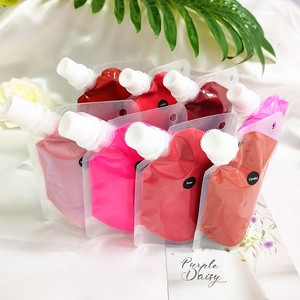 Best-seller 50ml en vrac Base de brillant à lèvres <span class=keywords><strong>Nude</strong></span> Sac plastique Vegan Brillant Imperméable Sans Logo Rouge à lèvres liquide pour la vie quotidienne - Product Image 2