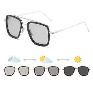 Gafas de sol fotocromáticas de lujo <span class=keywords><strong>Iron</strong></span> <span class=keywords><strong>Man</strong></span> Tony Stark para hombres y mujeres, gafas de sol polarizadas de piloto con marco de metal, <span class=keywords><strong>lentes</strong></span> táctiles - Product Image 4