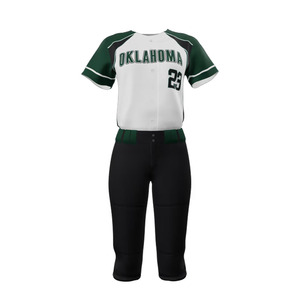 Vêtements de sport de haute qualité, confortables, de différentes tailles, uniformes de softball, maillots et pantalons respirants et à séchage rapide, fabriqués au Pakistan. - Product Image 1