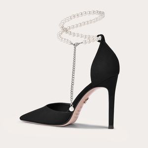 Zapatos de novia de tacón alto con perlas de gamuza de diseño elegante de verano para mujer con correas finas en el tobillo sandalias puntiagudas de tendencia de moda - Product Image 1