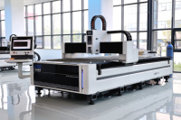 Machine de découpe laser fibre CNC à table unique E3015 1500W 2000W 3000W pour tôles d'acier inoxydable Prix usine
