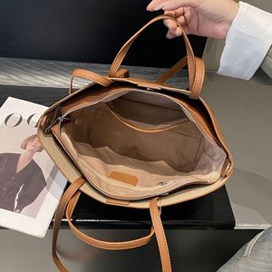 Sacs à main pour femmes en cuir véritable de grande capacité avec fermeture à glissière, deux sangles, imperméables, 10L, sac à bandoulière décontracté tendance - Product Image 6