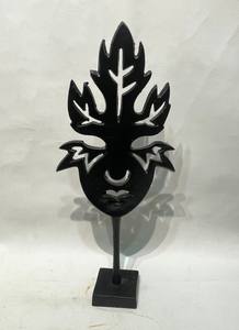 Escultura de aluminio de máscara tribal abstracta que muestra un diseño de rostro audaz y artístico, aluminio de alta calidad, precio al por mayor. - Product Image 6