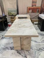 Comptoir de cuisine en quartzite translucide rétroéclairé de luxe, îlot moderne en marbre naturel et granit, décoration intérieure, pierre rétroéclairée
