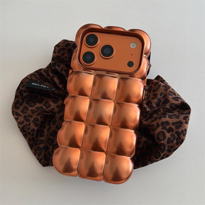 เคสโทรศัพท์ 3 มิติ ลายขนมปังสีลูกกวาดน่ารัก สำหรับ iPhone 17 16 15 14 13 Pro Max  แบบมันเงา ป้องกันรอยขีดข่วน - Product Image 6