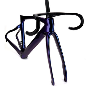 Telaio per Bicicletta da Strada CG 700C in Fibra di Carbonio, Telaio Aerodinamico <span class=keywords><strong>con</strong></span> Manubrio Curvo, Tubo Sella e Forcella Anteriore Completi - Product Image 3