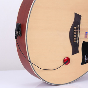 Pastilla para guitarra acústica Adison Ad-20 de plástico sin recubrimiento para grabación - Product Image 2