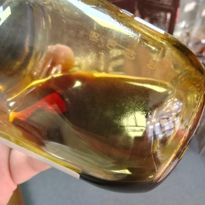 Doğal Saf Agarwood Esansiyel Yağı Su Damınlama Özel Fermantasyon Saf Ham Yağ Katkı Maddesi İçermez 3 ila 6 Ay Doğal - Product Image 3