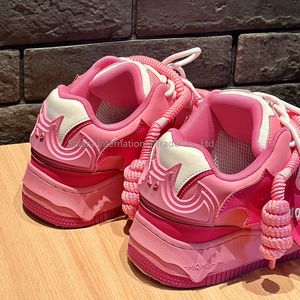 HB120102 Zapatos de Patinaje de Mujer Personalizados, de Caña Baja, Color Rosa, Otoño Invierno, de Cuero Genuino Suave, con Cordones, Diseño Moderno, Aumento de Altura - Product Image 2