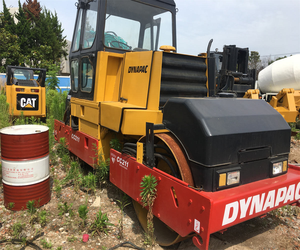 Rouleau à pneu d'occasion DYNAPAC CC211 d'origine de qualité supérieure avec la plus grande remise en vente - Product Image 5