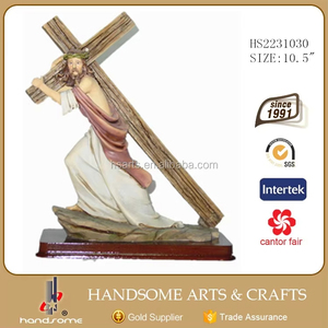 Statue religieuse en cristal de résine de 8 pouces nouveau design jésus de NAZARETH personnalisable pour les occasions de Noël - Product Image 3