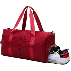 Sac de sport et de voyage BSCI avec compartiment pour chaussures et poche imperméable - Product Image 1