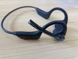 ไมโครโฟนไร้สายตัดเสียงรบกวนแบบใหม่ <span class=keywords><strong>Zello</strong></span> PTT หูฟังแบบแท่ง 5.1V ชุดหูฟังแบบส่งสัญญาณผ่านกระดูก วิทยุสื่อสารสองทางพร้อมหน้าจอดิจิตอล - Product Image 6