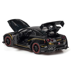 1 32 scala <span class=keywords><strong>Nissan</strong></span> <span class=keywords><strong>GTR</strong></span> R35 lega di <span class=keywords><strong>auto</strong></span> giocattolo di età 3 + anni ruote Decorative per veicoli che colano modellini <span class=keywords><strong>auto</strong></span> - Product Image 6