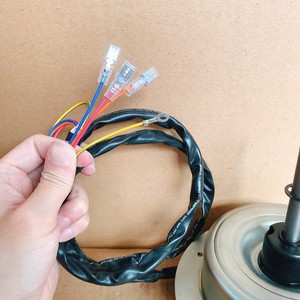 Motor de Inducción YDK-60B-6C 240V 60Hz 60W Monofásico con Montaje de Brida para Ventilador Exterior de Aire Acondicionado - Product Image 2