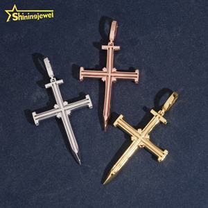 תליון צלב לגברים משובץ יהלומים מלאכותיים מוסאניט עם תעודת GRA, תכשיט היפ הופ פופולרי מכסף 925 - Product Image 2