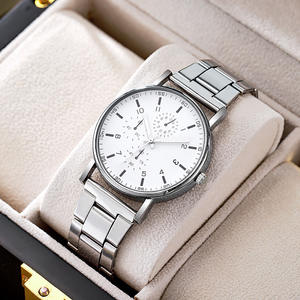 <span class=keywords><strong>Orologio</strong></span> da polso al quarzo sportivo di lusso all'ingrosso per <span class=keywords><strong>uomo</strong></span> Casual <span class=keywords><strong>uomo</strong></span> cinturino in acciaio <span class=keywords><strong>bracciale</strong></span> 40mm Business Casual in lega da <span class=keywords><strong>uomo</strong></span> Montre - Product Image 3