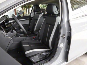 VW <span class=keywords><strong>Golf</strong></span> 300TSI <span class=keywords><strong>R</strong></span>-<span class=keywords><strong>Line</strong></span> Modèle 2025 Nouvelle berline essence automatique conduite à gauche Sièges en cuir foncé <span class=keywords><strong>Toit</strong></span> <span class=keywords><strong>ouvrant</strong></span> - Product Image 6